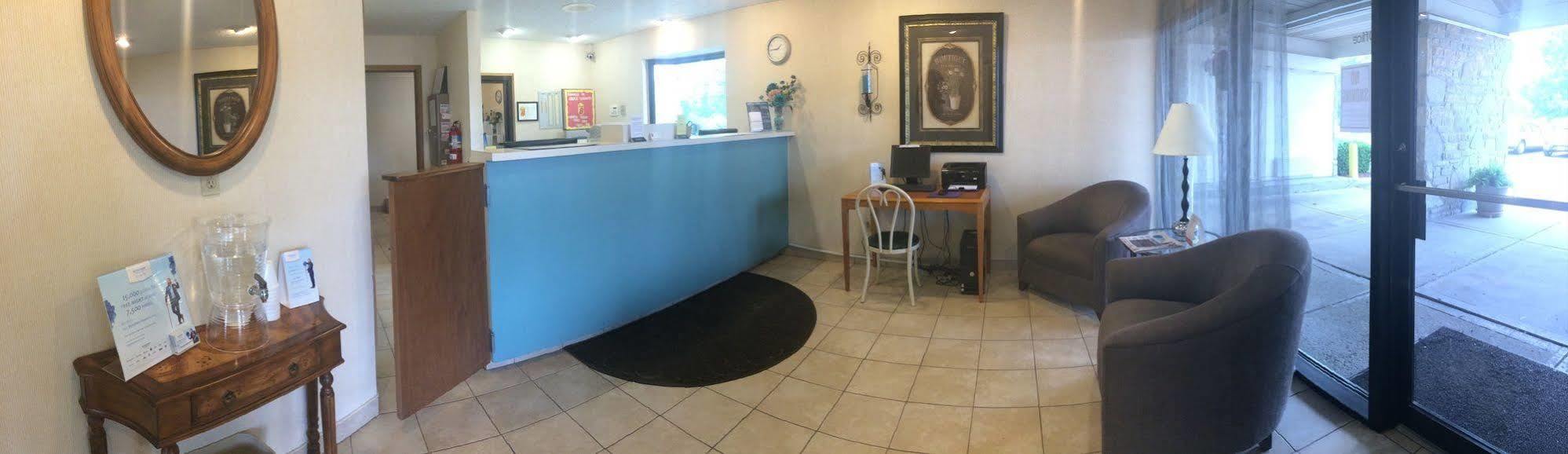 Westspring Inn - Westlake Cleveland Ngoại thất bức ảnh